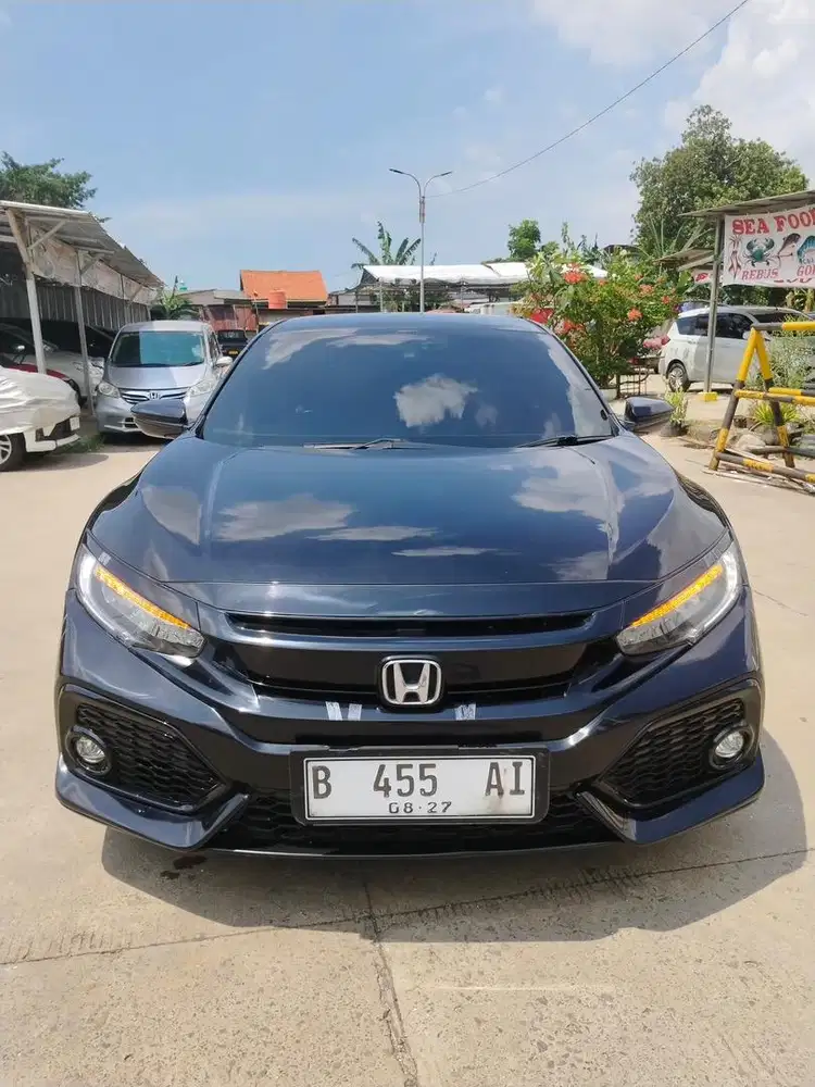 Civic hactback at 2017