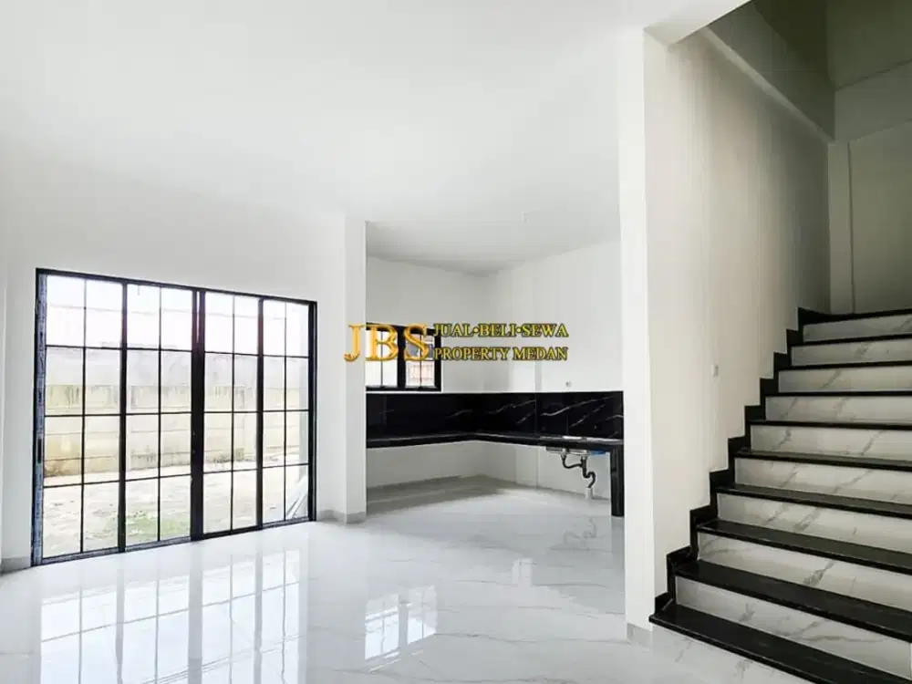Dijual Rumah di Komplek De Versailes Suite Jalan Pasar III Marelan - Medan