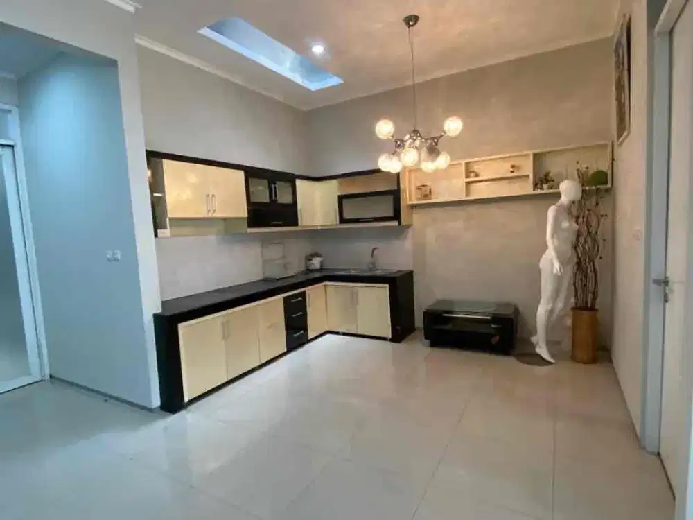 Jual Rumah TKI V Sommerville