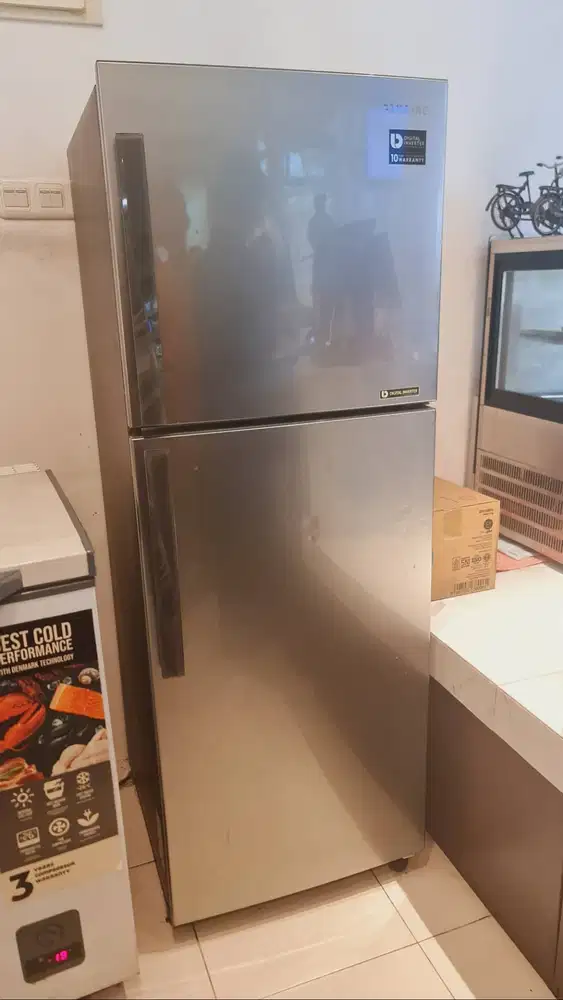dijual bekas kulkas samsung 2 pintu kondisi bagus