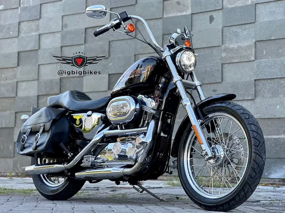 Harley Sportster Iron 883 Tahun 2000