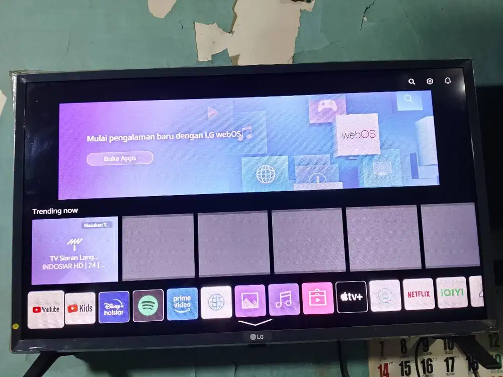 DIJUAL SMART TV LG 32 inc