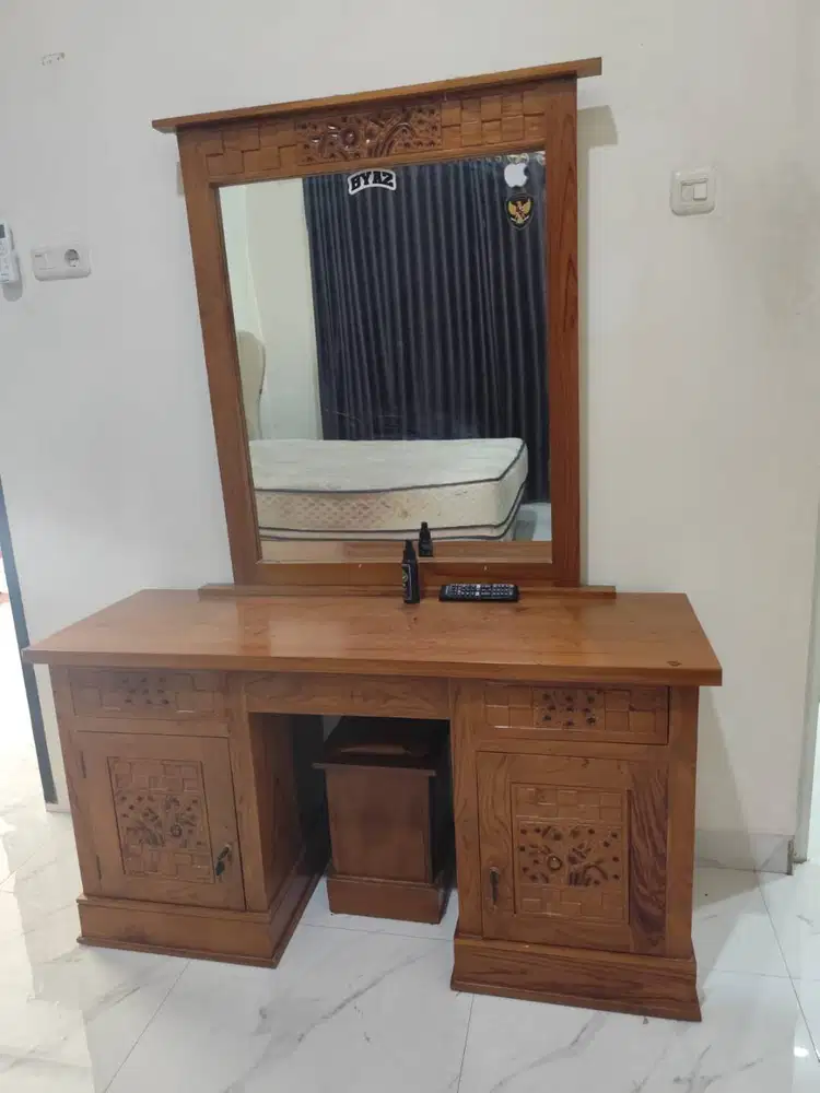 jual cepat Bopet meja rias kayu jati