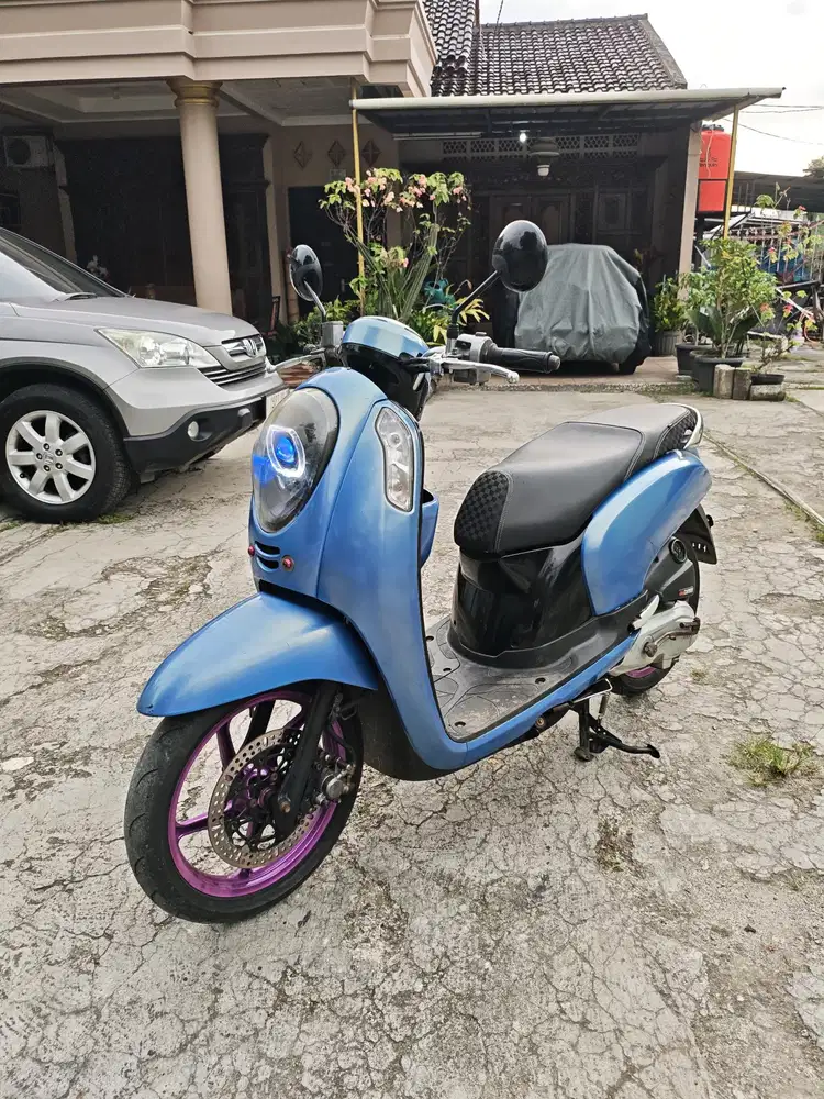 Honda scoopy 2013