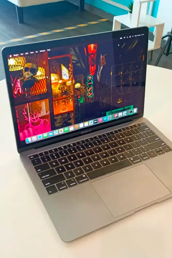 Macbook Air 2019 i5/8/256