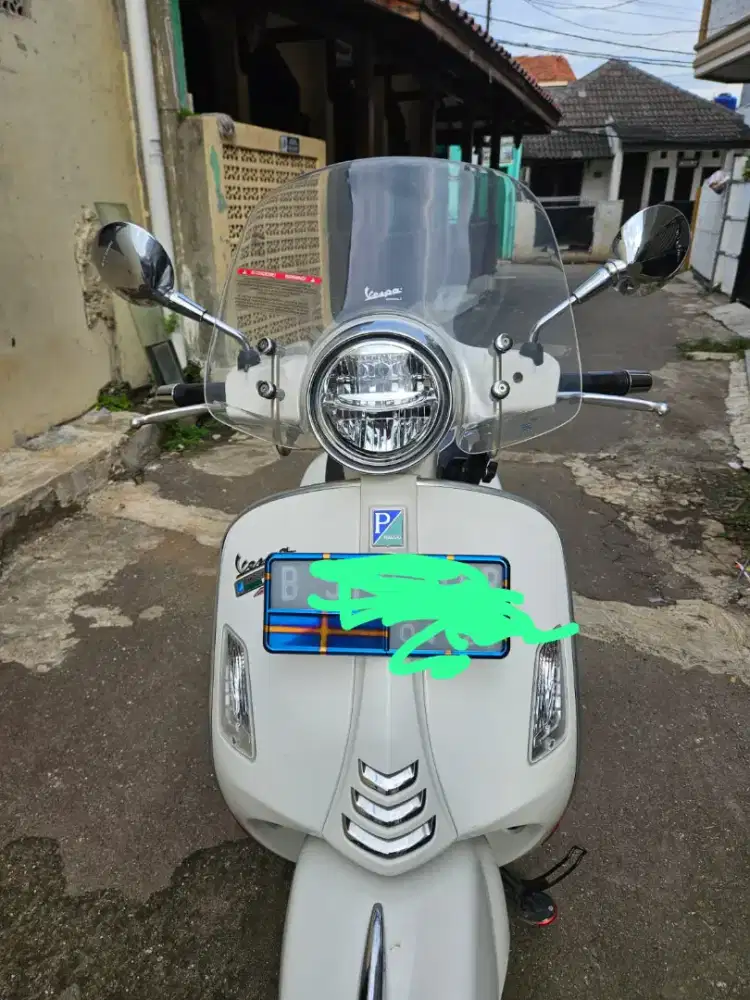 VESPA GTS 150 I Get ABS TAHUN 2021