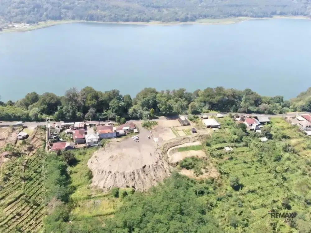 Tanah Terasering 1,25 Ha Lokasi Strategis Dijual, di Buleleng Area