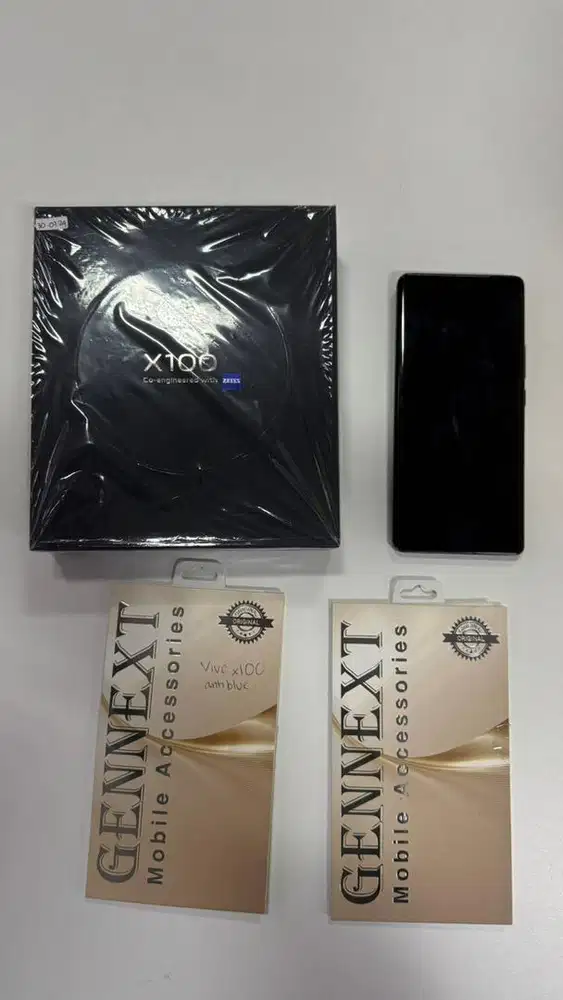 DIJUAL: Vivo X100 12GB / 256GB – Kondisi Mulus, Siap Pakai!