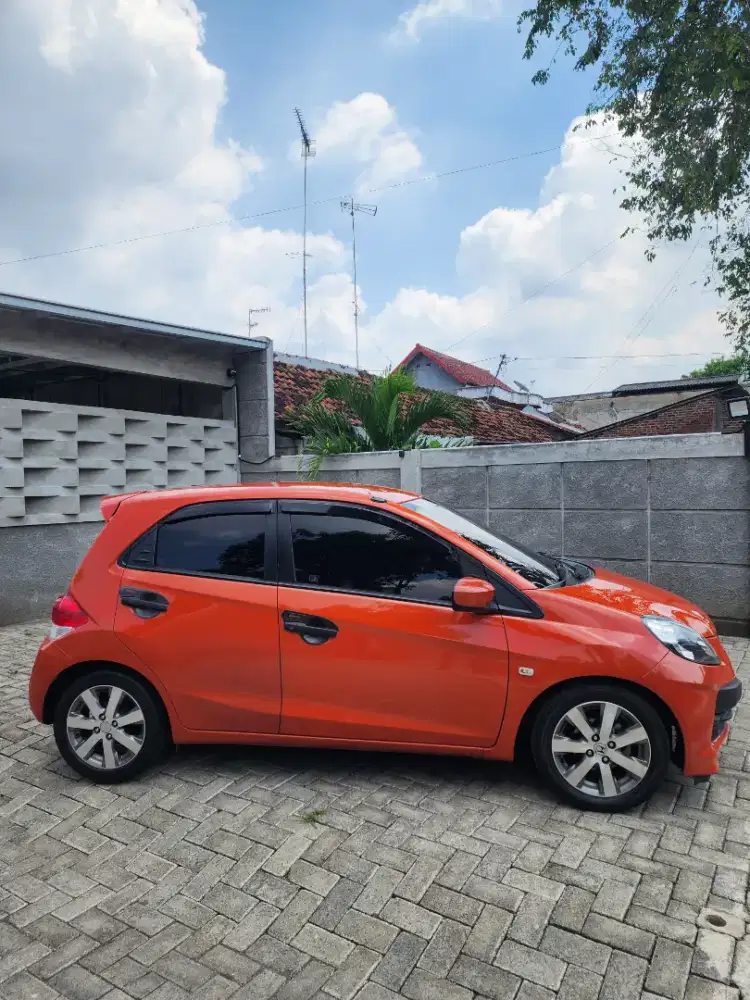 Honda Brio 2014 orange