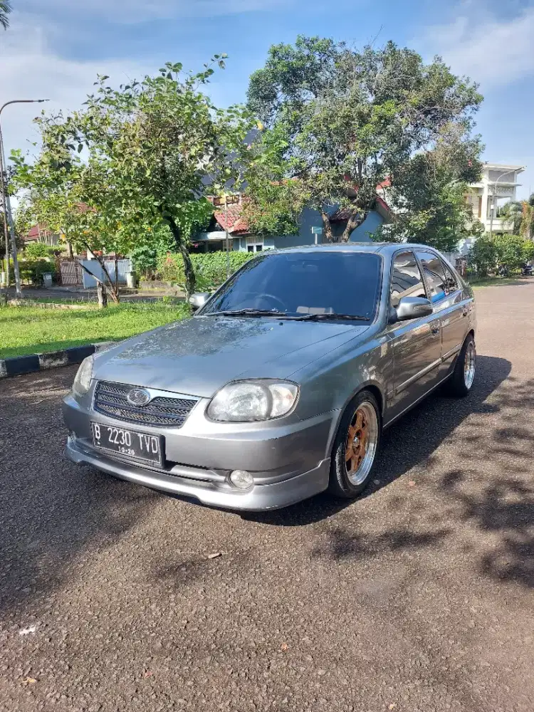 Hyundai Avega 1.5 MT 2011