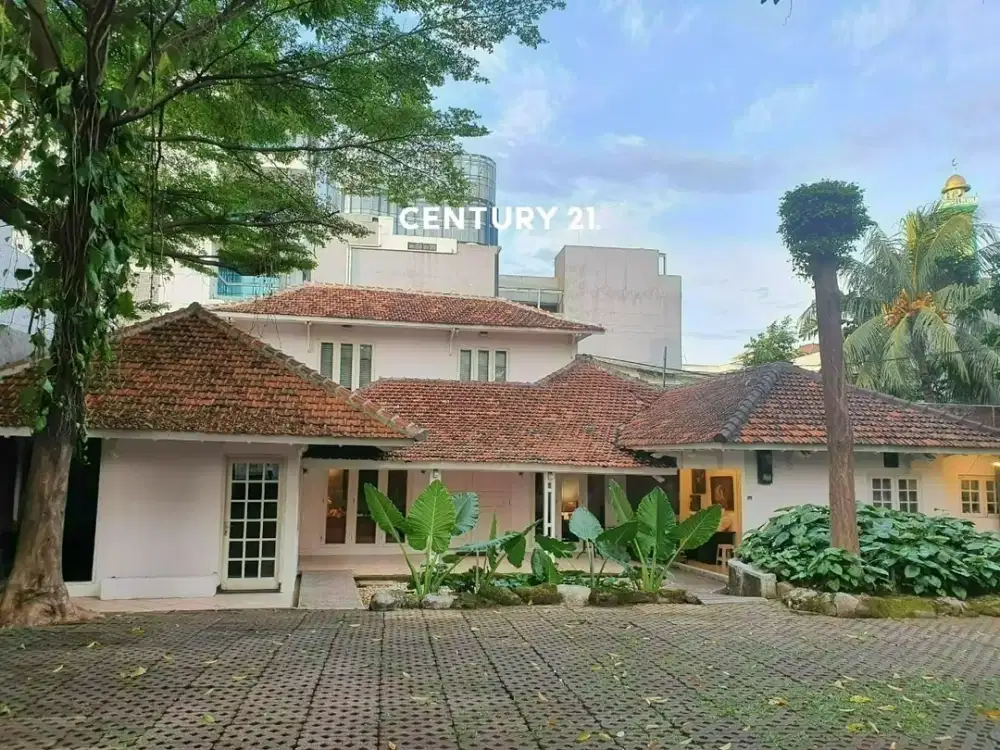 Dijual Rumah Dengan Halaman Luas Di Mampang Jaksel 9156