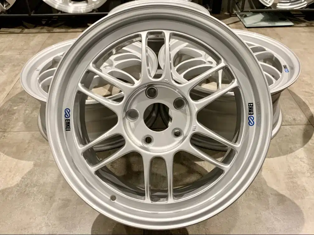 Velg Enkei RPF1 Japan, R-17, Lebar 7 - 8, PCD 5x114