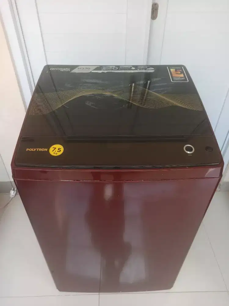 Mesin cuci Polytron  otomatis