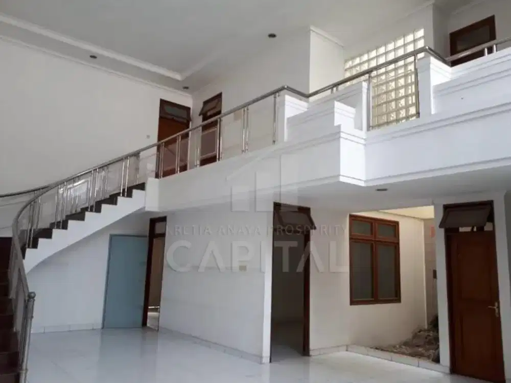 RUMAH TENGAH KOTA BANDUNG KOMPLEK DADALI SIAP HUNI