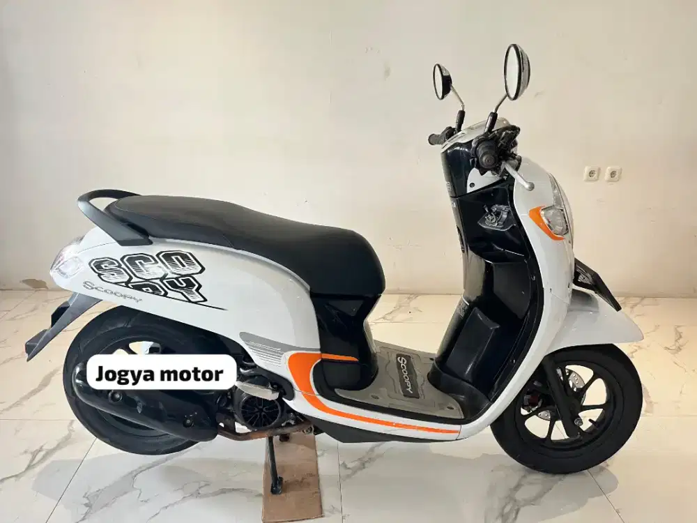3 Scoopy Sporty 2018
