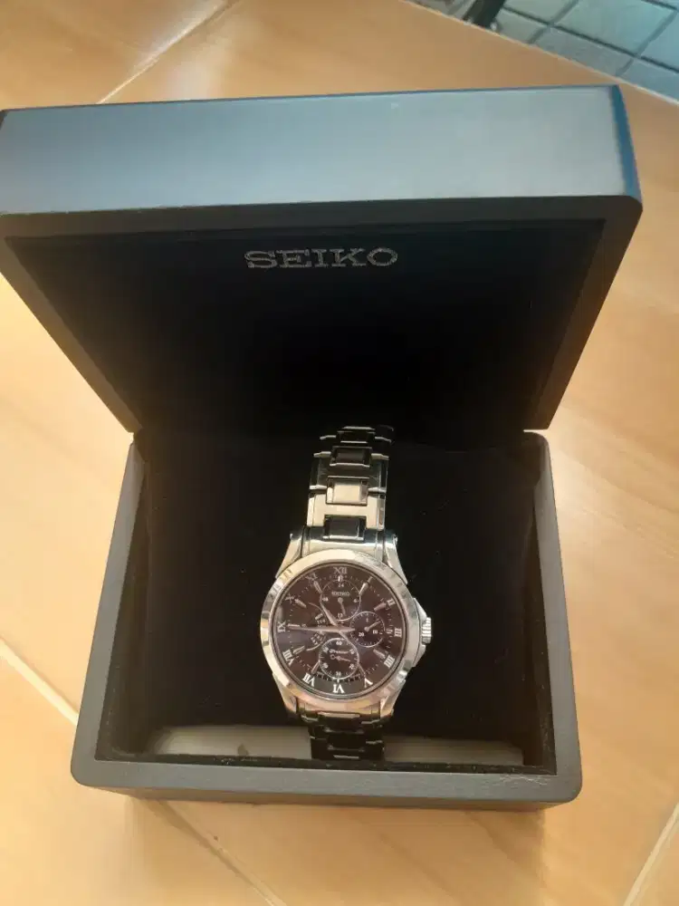 Seiko Premier