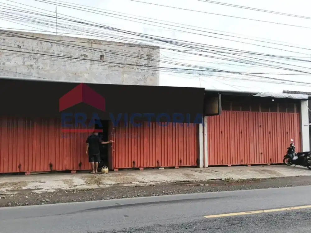 Ruko Pinggir Jalan Raya Malang–Blitar Dekat Bendungan Karangkates Lokasi Strategis