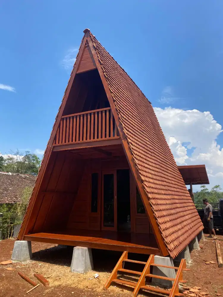 Rumah kayu jati segitiga 4mx6m