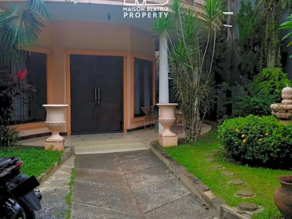 RUMAH LUAS ASRI & NYAMAN LOKASI SANGAT STRATEGIS DI ANGGREK LOKA BSD