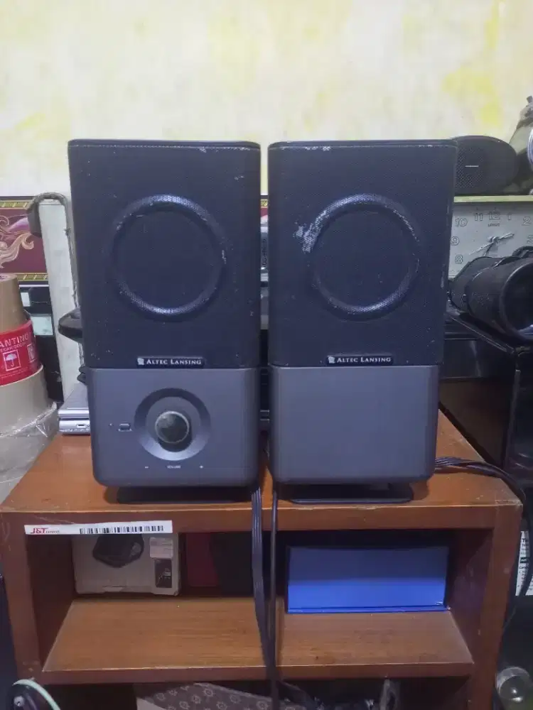 Speaker altec lansing 220
