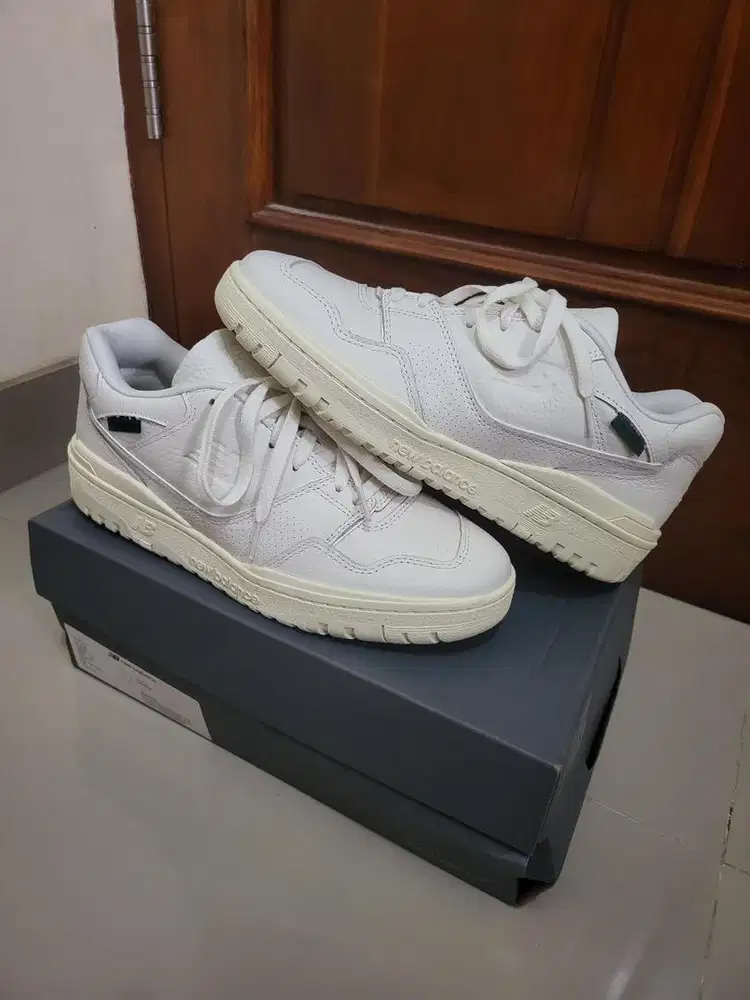 New Balance 550 Sea Salt/Nightwatch Green size 42,5 baru resmi MAP