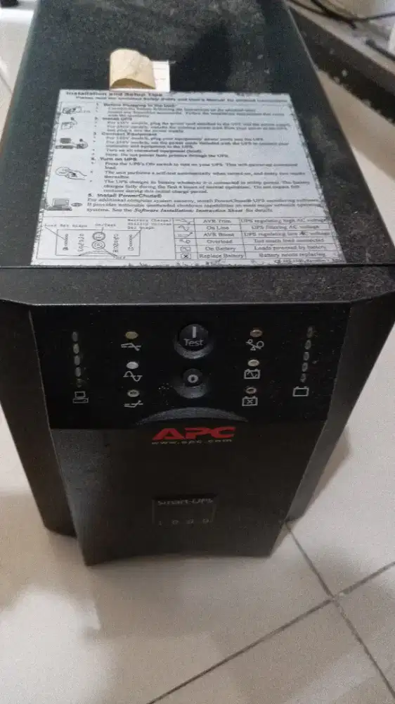 APC Smart-UPS 1000VA