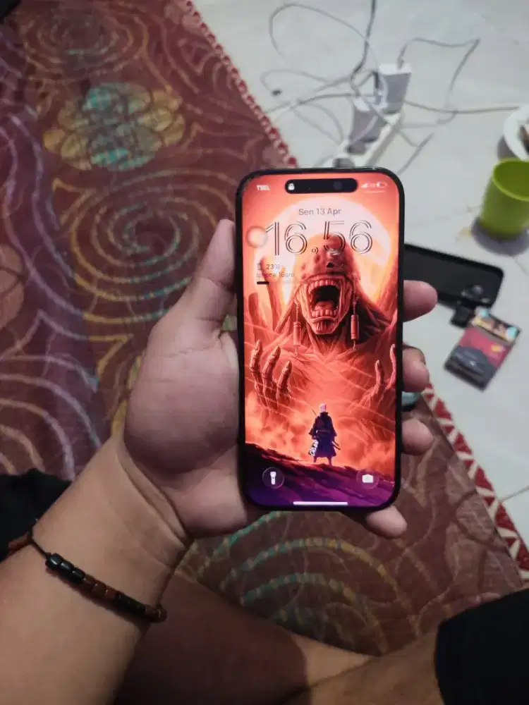 I phone 16 pro 128 gb