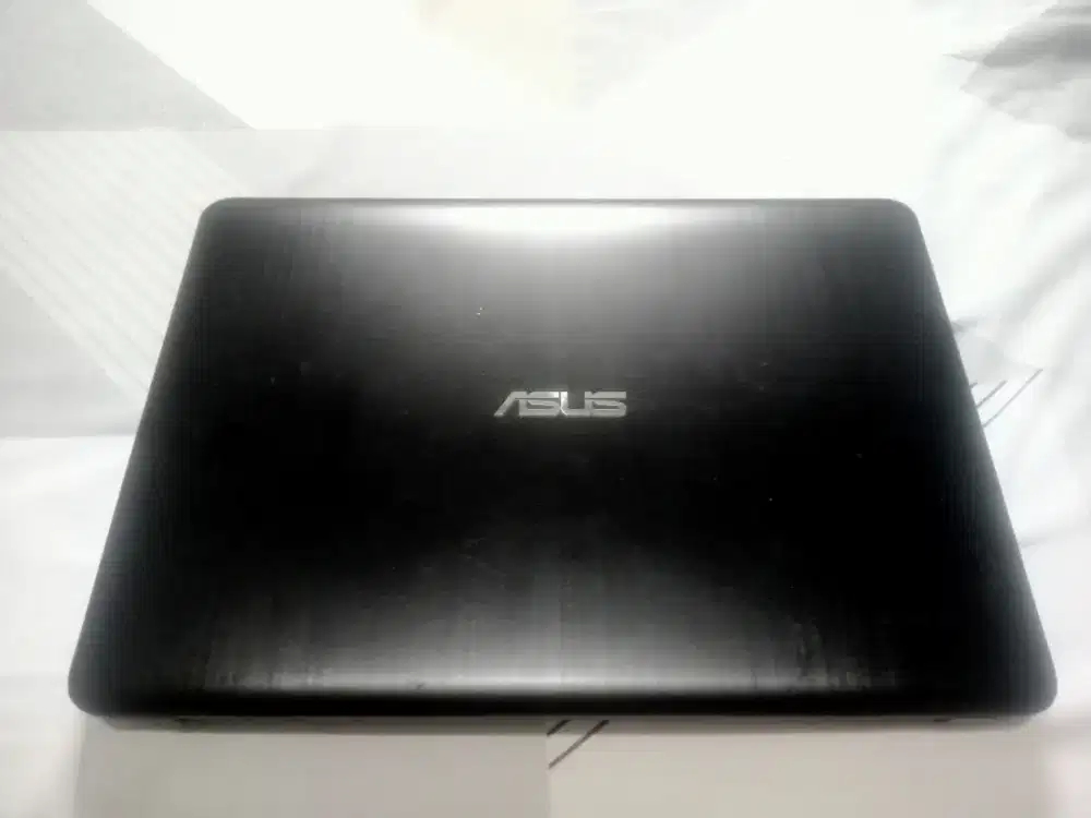 Di jual laptop X441U
