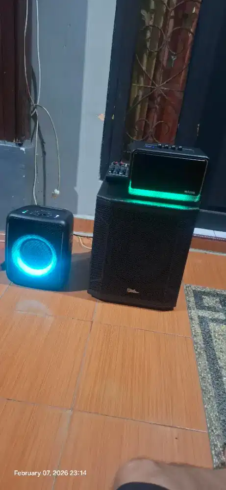 SUBWOOFER AKTIF BLACKSPIDER 12 INCH BASS EMPUK