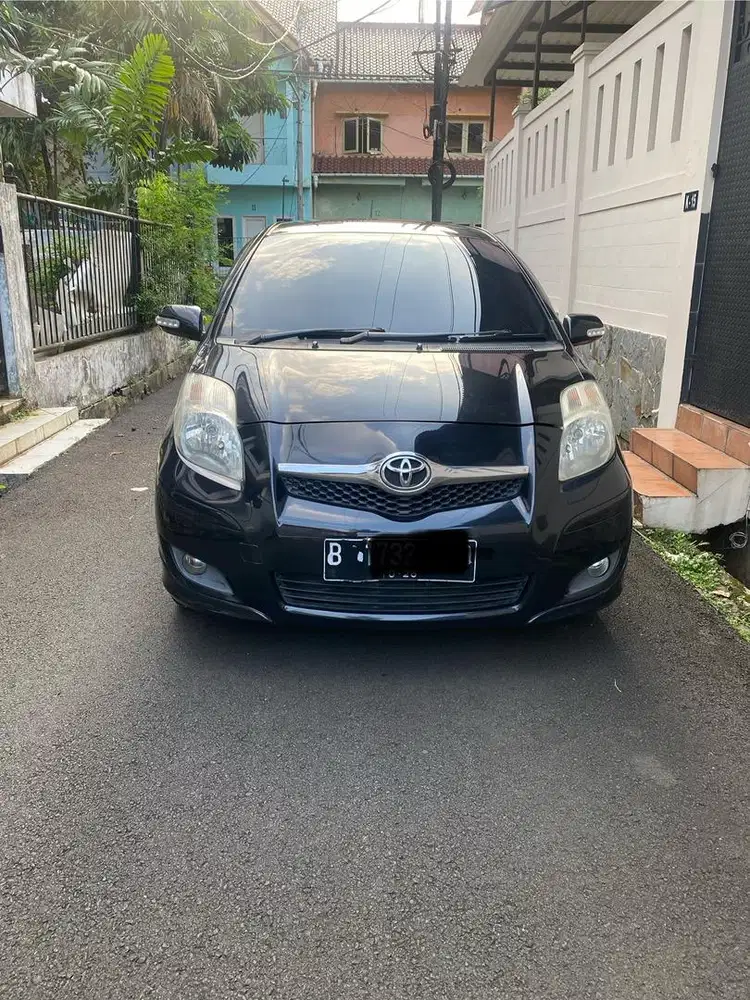 Toyota Yaris e matic termurah