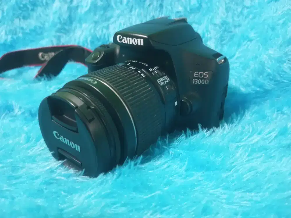 Canon DSLR 1300D + Lensa Kit