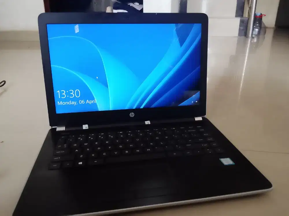 Laptop HP core i3 4GbDDR4 Terawat