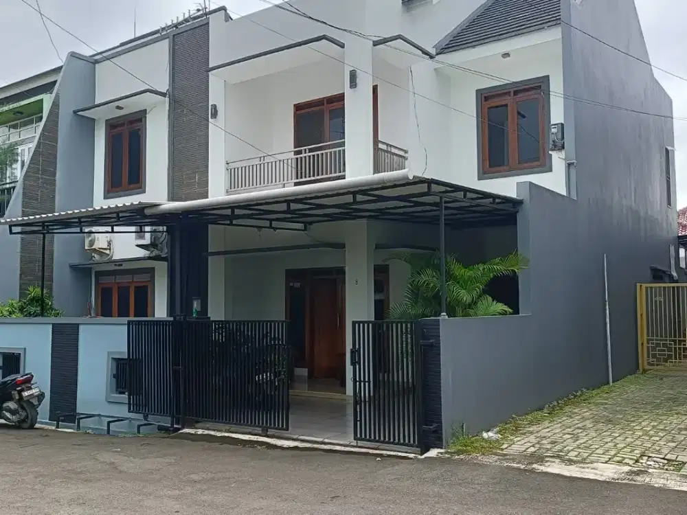 Rumah dijual Murah, 2 Lantai Jatibening Bekasi Dekat Tol Becakayu