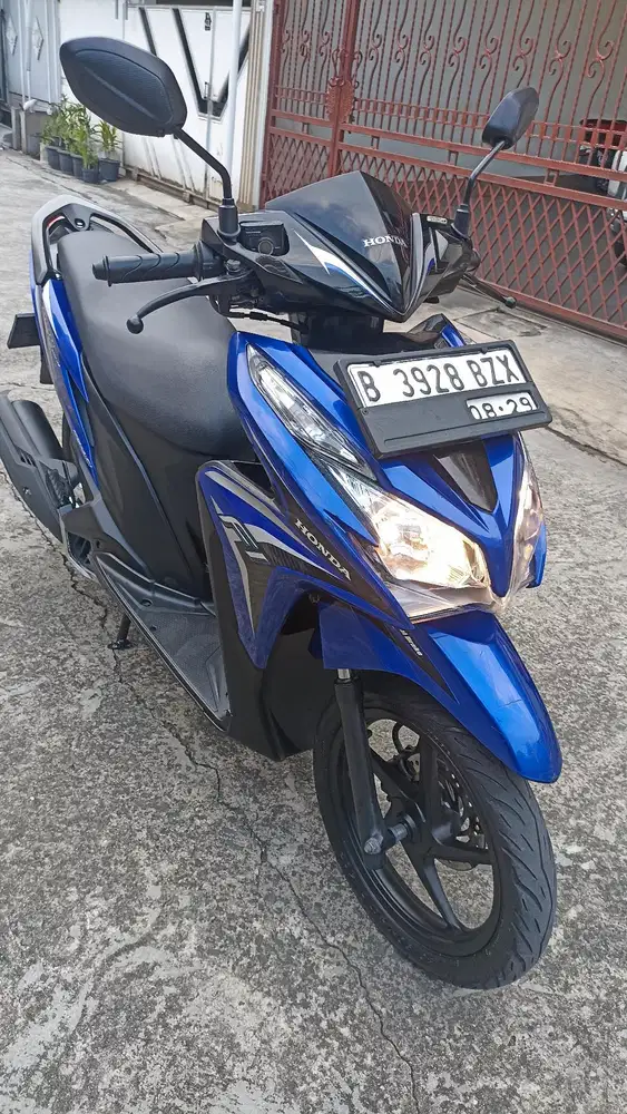 Honda Vario 125 kzr CBS ISS tahun 2014