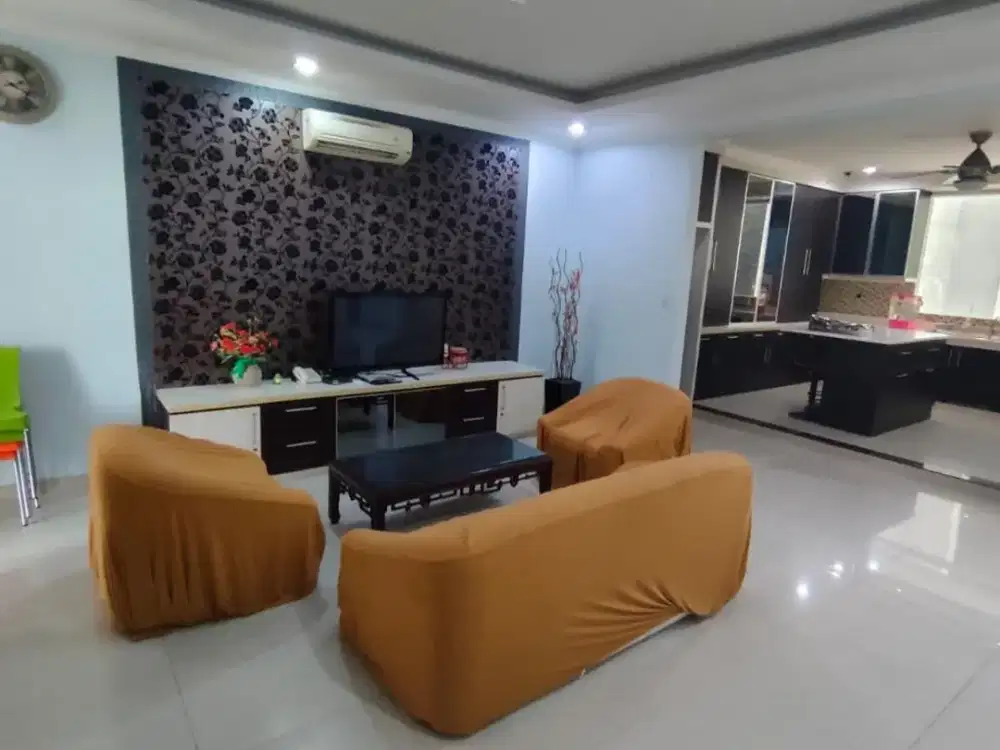 Dijual Rumah Katamaran Indah PIK 1, Uk.8x25m2, Full Furnished