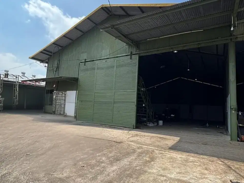 DISEWAKAN CEPAT GUDANG 375M2 AKSES KONTAINER 40FT DI CILEUNGSI