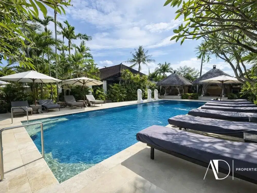FREEHOLD / LEASEHOLD | 5-BEDROOM BUNGALOW COMPLEX IN PRIME SANUR