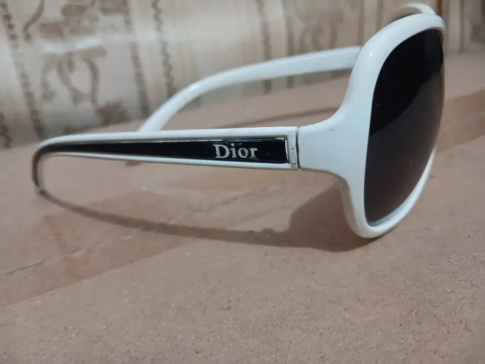 Jual kaca mata DIOR.