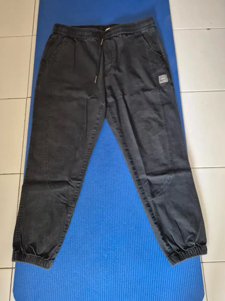 Celana Jogger Casual Santai