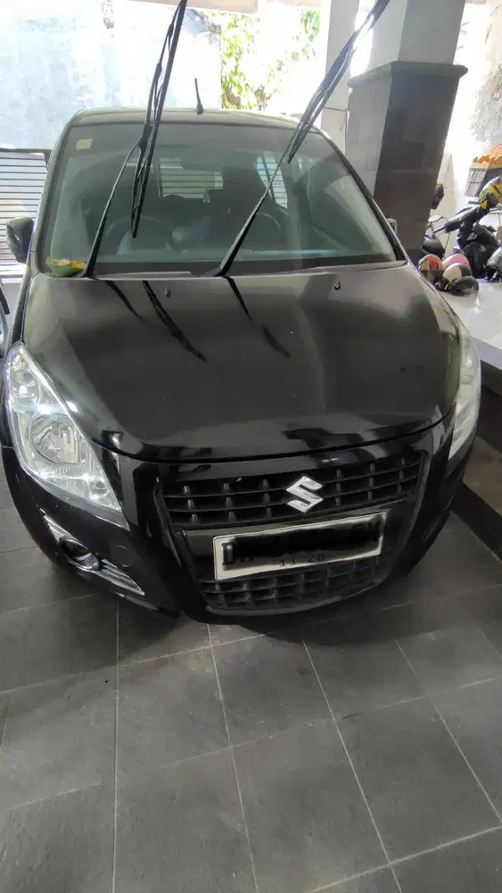 Splash hitam th.2013