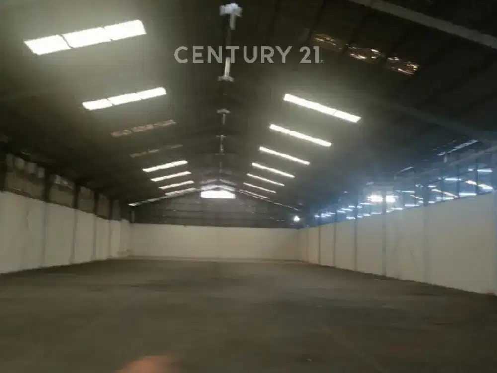 Disewakan Gudang Lokasi Pulo Gadung Strategis.