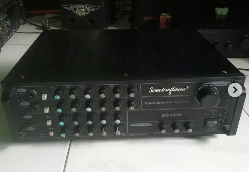 Amplifier soundcraefment sa1010