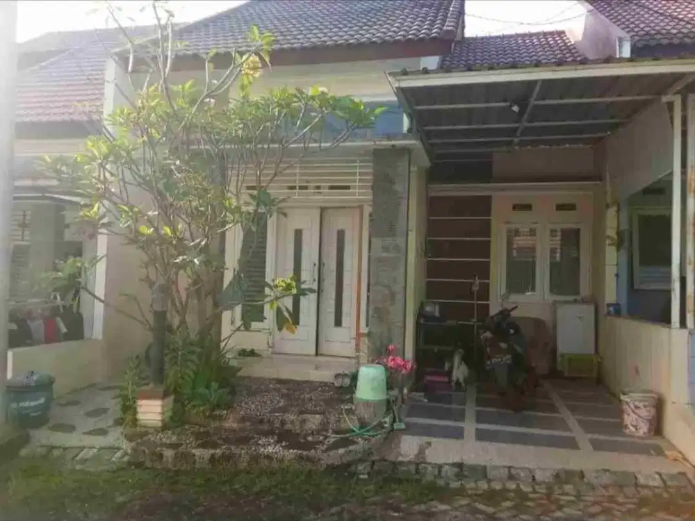 rumah murah butuh uang BU segera di perumahan ikan piranha blimbing dekat suhat dekat kampus UB Brawijaya dan dekat pintu tol
