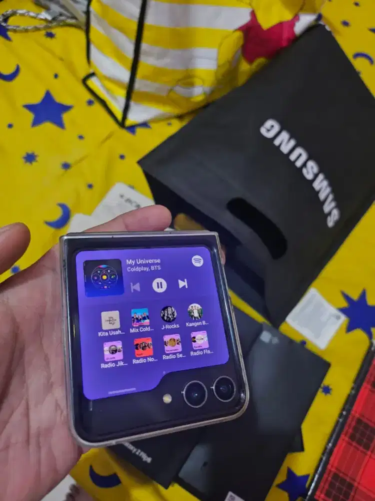 Samsumg Z Flip 5 8/256gb