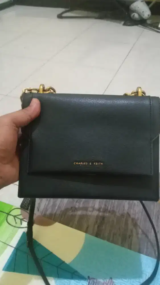 Charles&keith mulus nominus