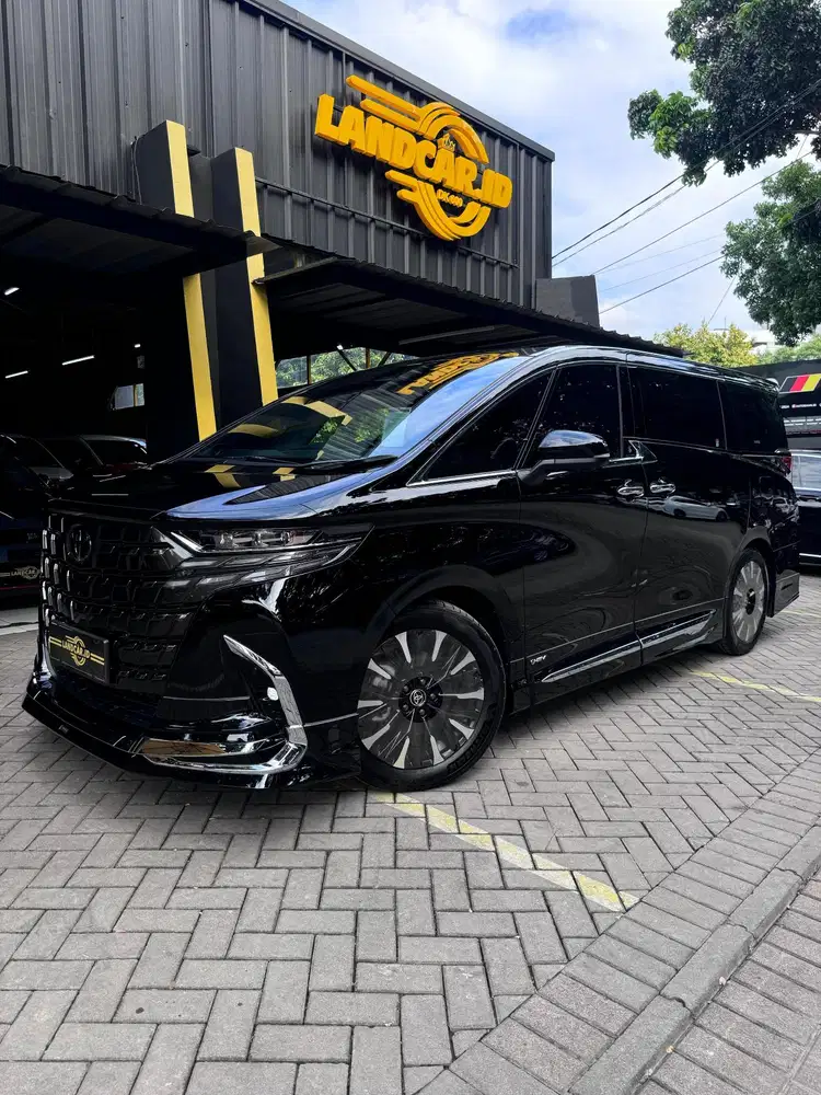 Toyota Alphard HEV 2.5 AT 2024 Modelista