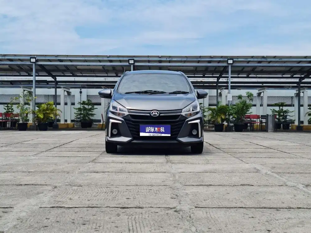 Daihatsu Ayla 1.2 R Matic 2022 Km 69rb Tangan 1