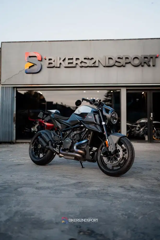 KTM BRABUS 1300 R 2023