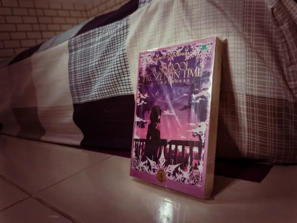 Light novel A School Frozen In Time volume 1-4