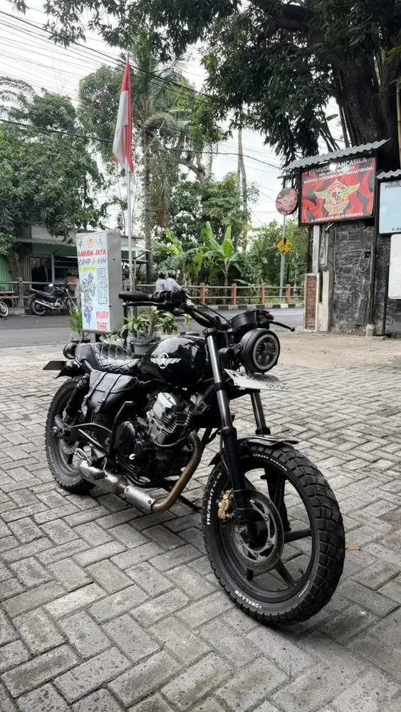 Custom Bobber basic Scorpio